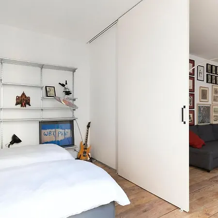Plum Guide - Marionette Apartment Milan